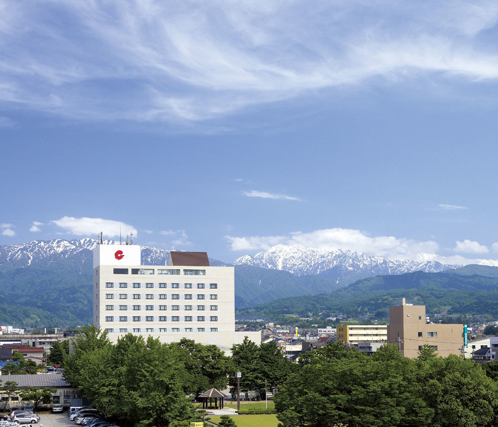 Hotel Granmirage Uozu Extérieur photo