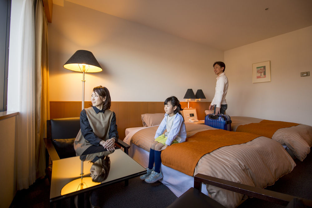 Hotel Granmirage Uozu Extérieur photo