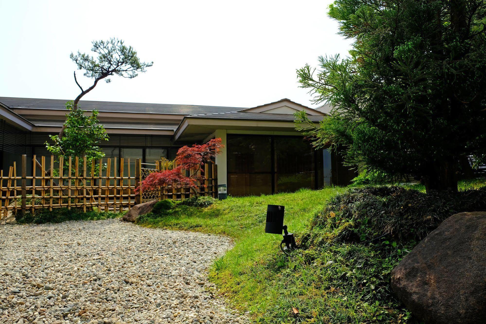 Hotel Granmirage Uozu Extérieur photo