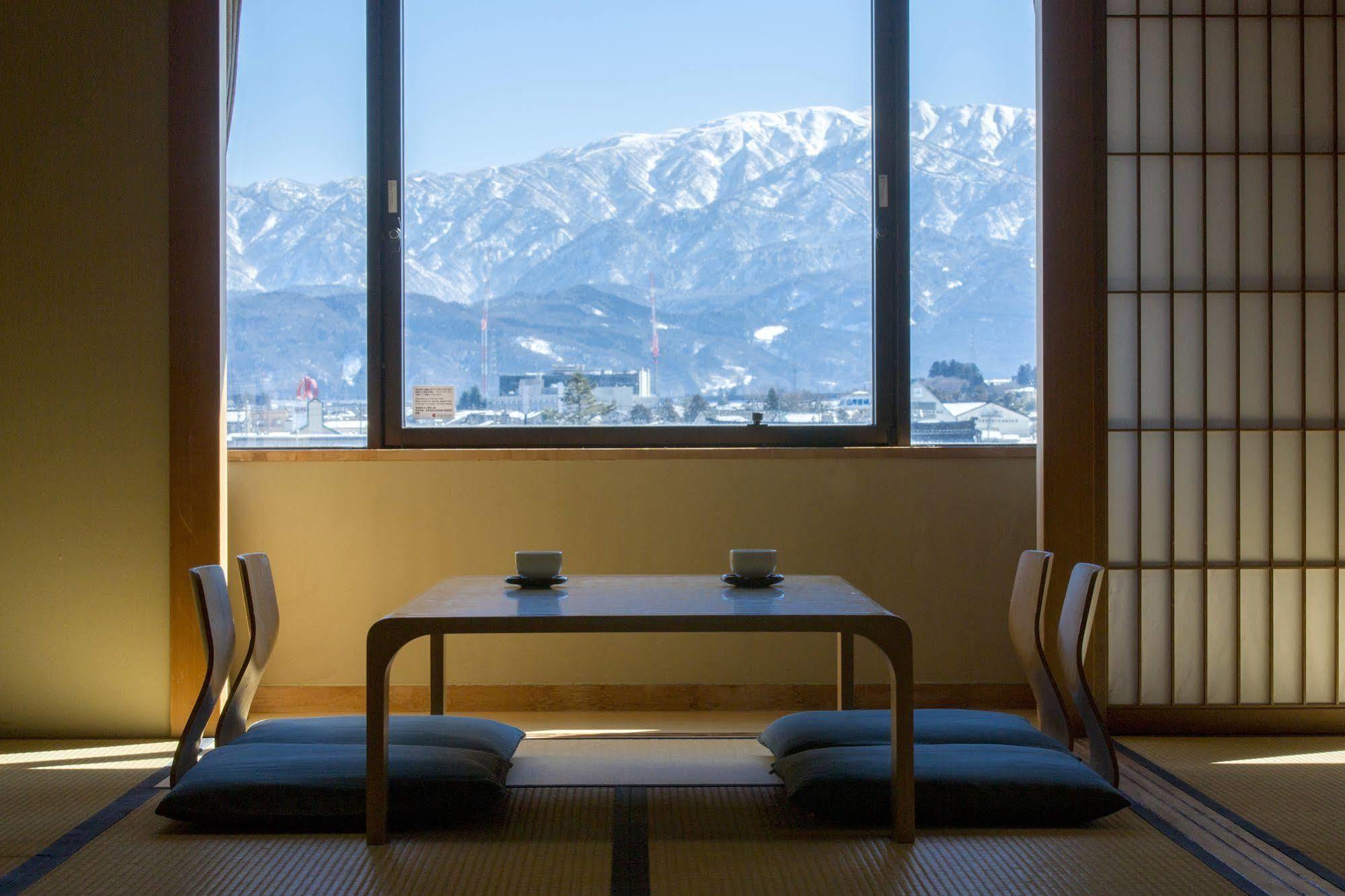 Hotel Granmirage Uozu Extérieur photo